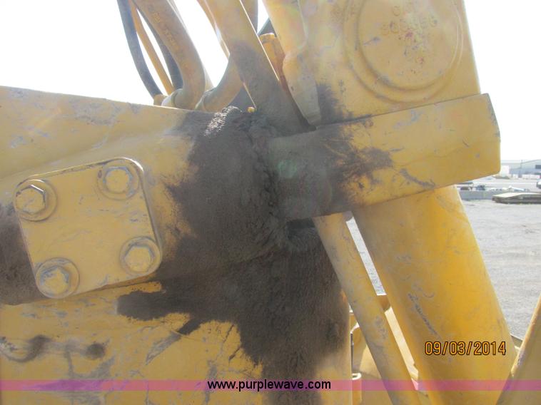 image for item E7834 1996 Caterpillar D6R XL dozer