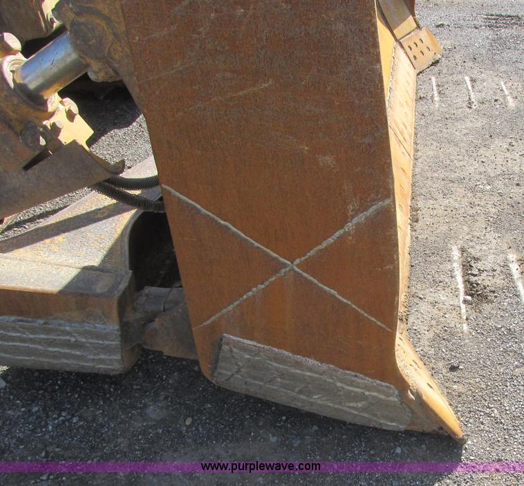image for item E7834 1996 Caterpillar D6R XL dozer