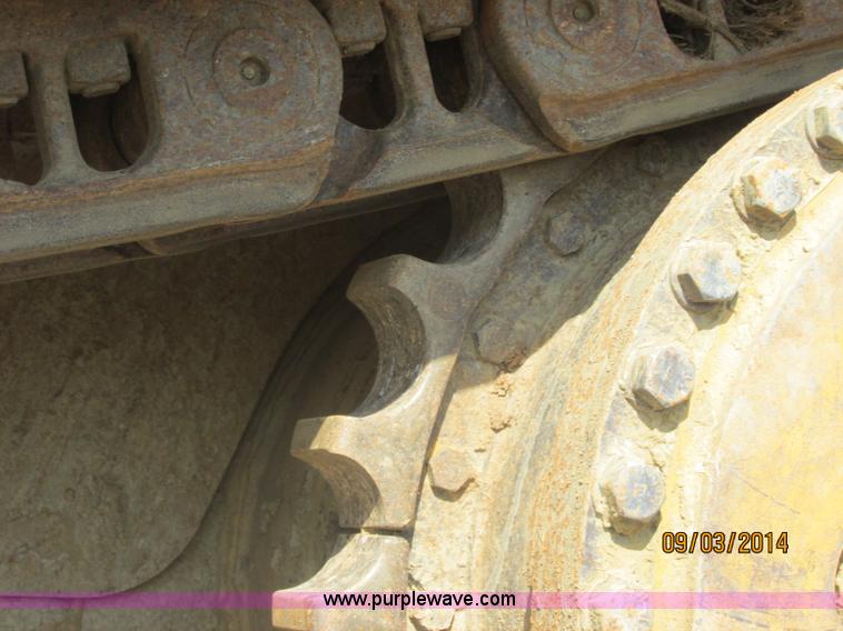 image for item E7834 1996 Caterpillar D6R XL dozer