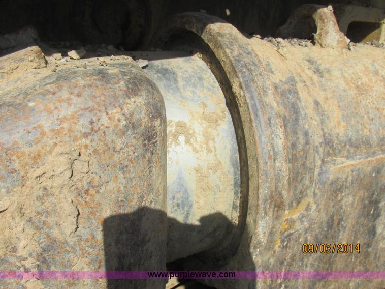 image for item E7834 1996 Caterpillar D6R XL dozer