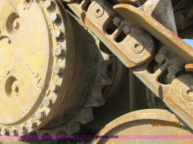 image for item E7834 1996 Caterpillar D6R XL dozer