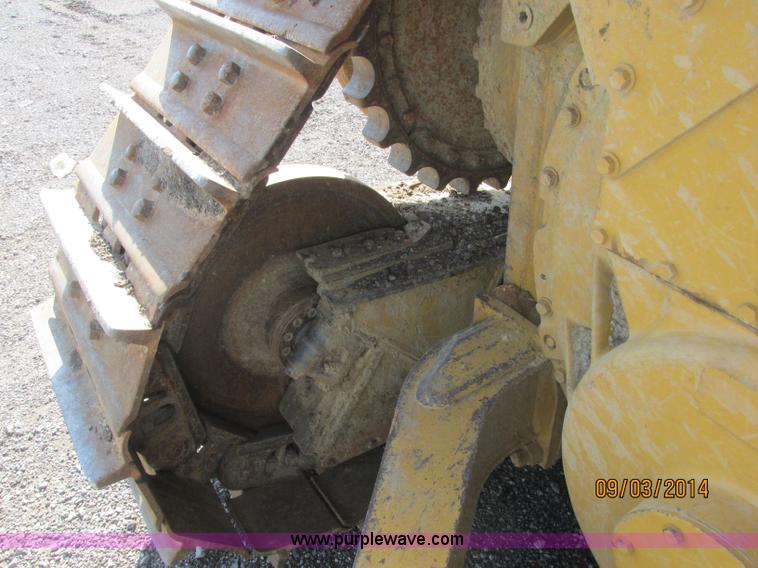image for item E7834 1996 Caterpillar D6R XL dozer