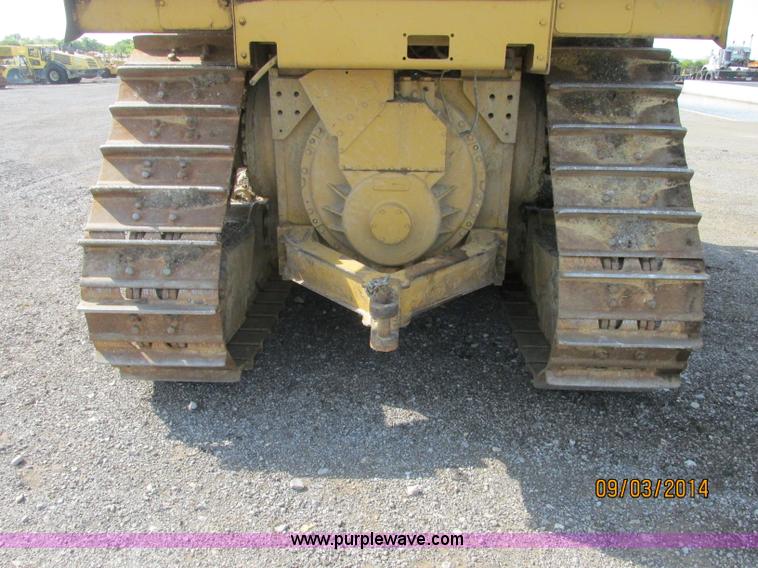 image for item E7834 1996 Caterpillar D6R XL dozer