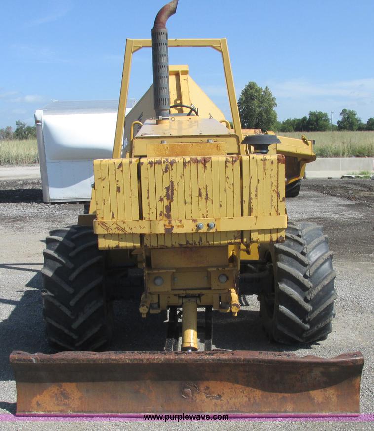 image for item E7861 2000 Vermeer V8550A rock saw