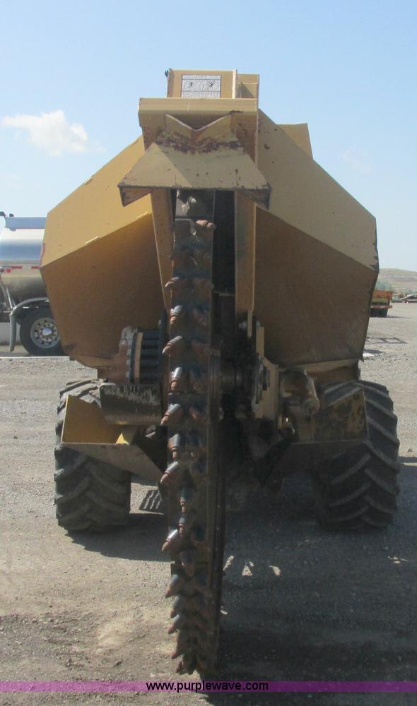 image for item E7861 2000 Vermeer V8550A rock saw