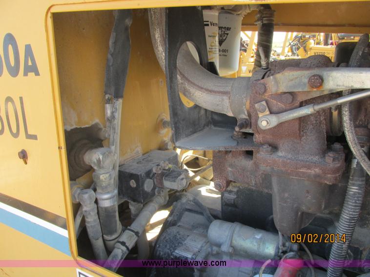 image for item E7861 2000 Vermeer V8550A rock saw