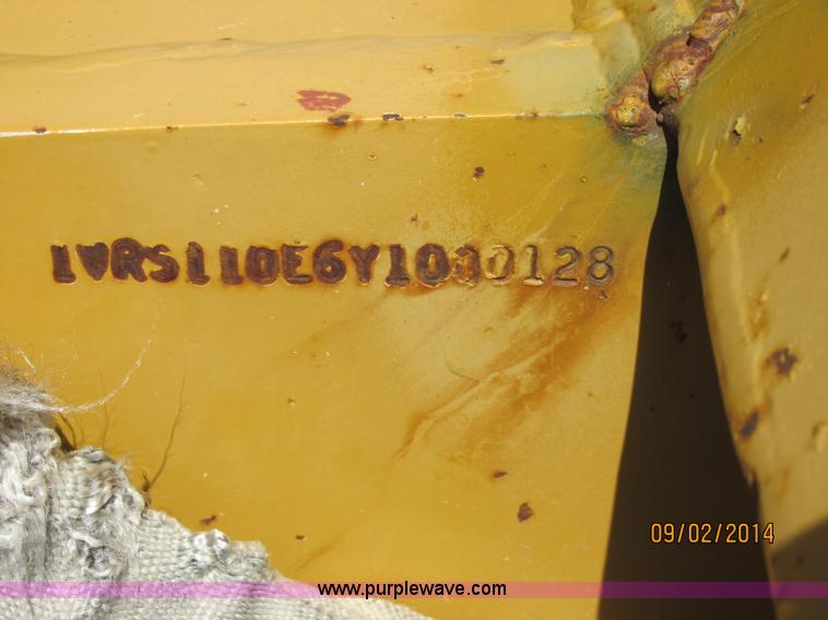 image for item E7861 2000 Vermeer V8550A rock saw