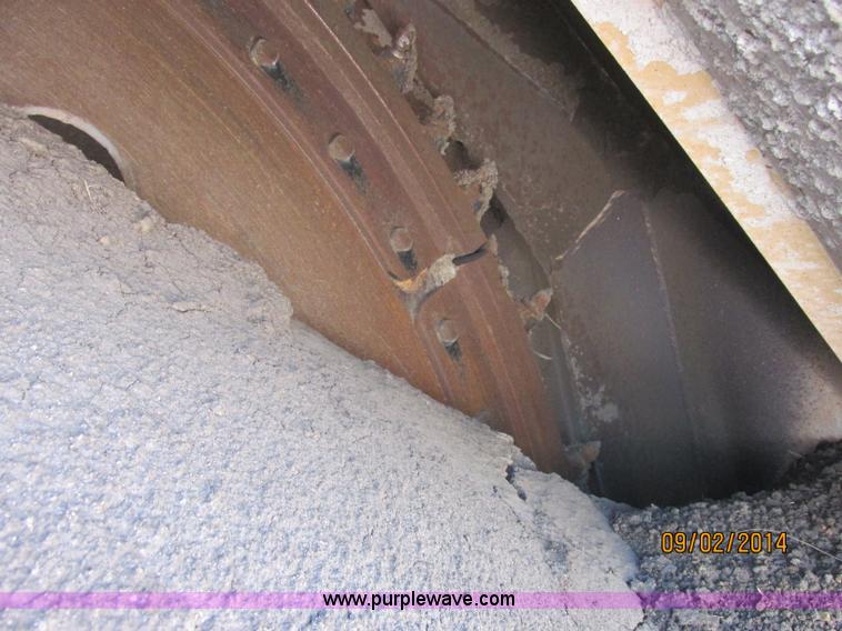 image for item E7861 2000 Vermeer V8550A rock saw