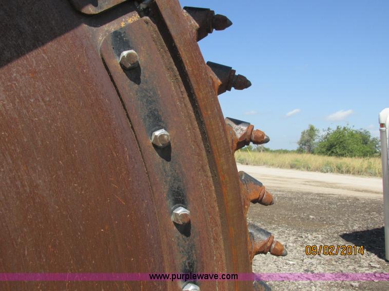 image for item E7861 2000 Vermeer V8550A rock saw