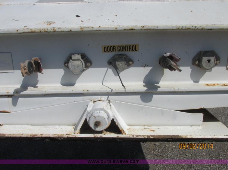 image for item E7862 2007 CPS SBD-240 bottom dump trailer