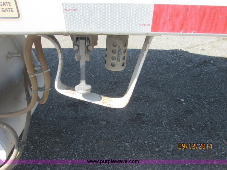 image for item E7862 2007 CPS SBD-240 bottom dump trailer