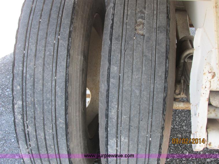 image for item E7862 2007 CPS SBD-240 bottom dump trailer