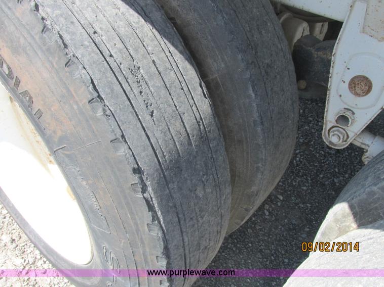 image for item E7862 2007 CPS SBD-240 bottom dump trailer