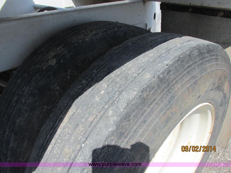 image for item E7862 2007 CPS SBD-240 bottom dump trailer