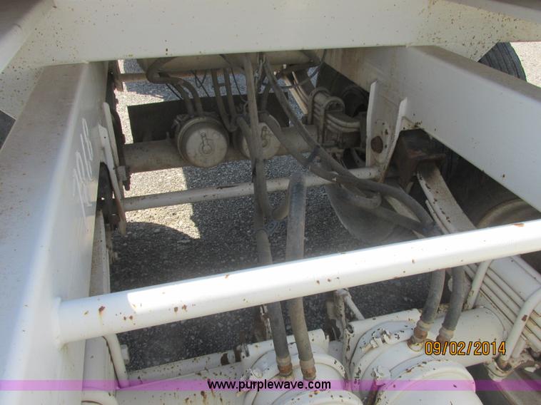 image for item E7862 2007 CPS SBD-240 bottom dump trailer