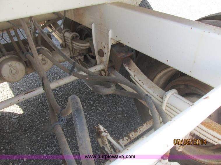 image for item E7862 2007 CPS SBD-240 bottom dump trailer