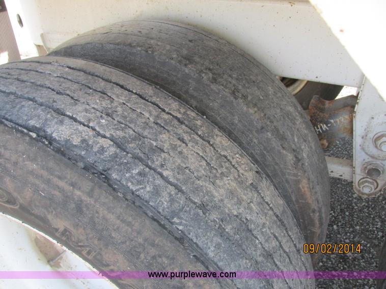 image for item E7862 2007 CPS SBD-240 bottom dump trailer