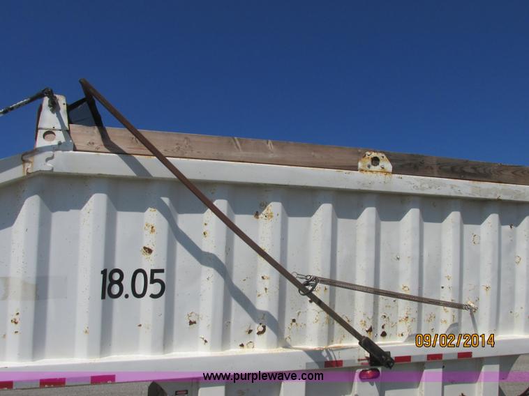 image for item E7863 2007 CPS SBD-240 bottom dump trailer