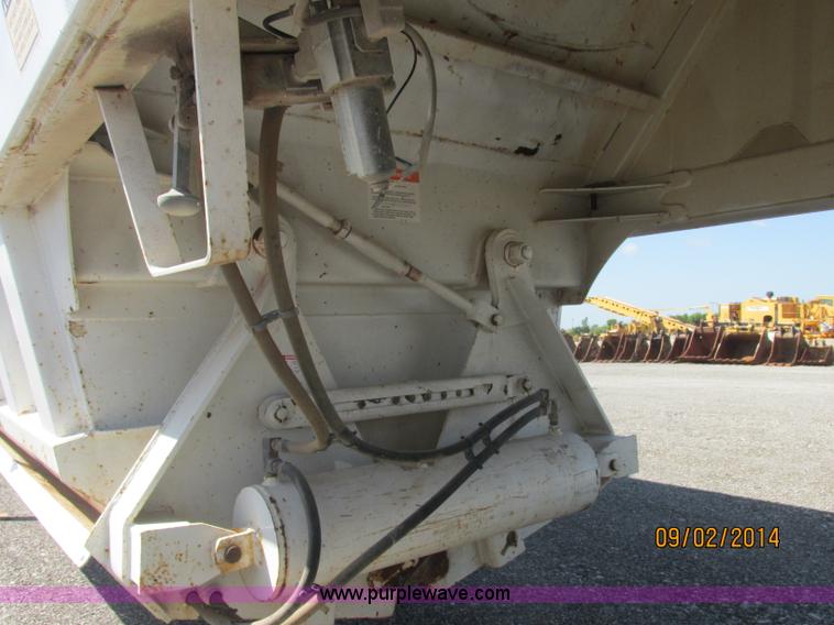 image for item E7863 2007 CPS SBD-240 bottom dump trailer