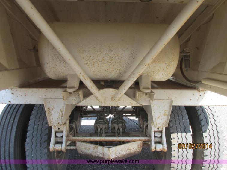 image for item E7863 2007 CPS SBD-240 bottom dump trailer