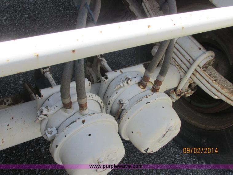 image for item E7863 2007 CPS SBD-240 bottom dump trailer