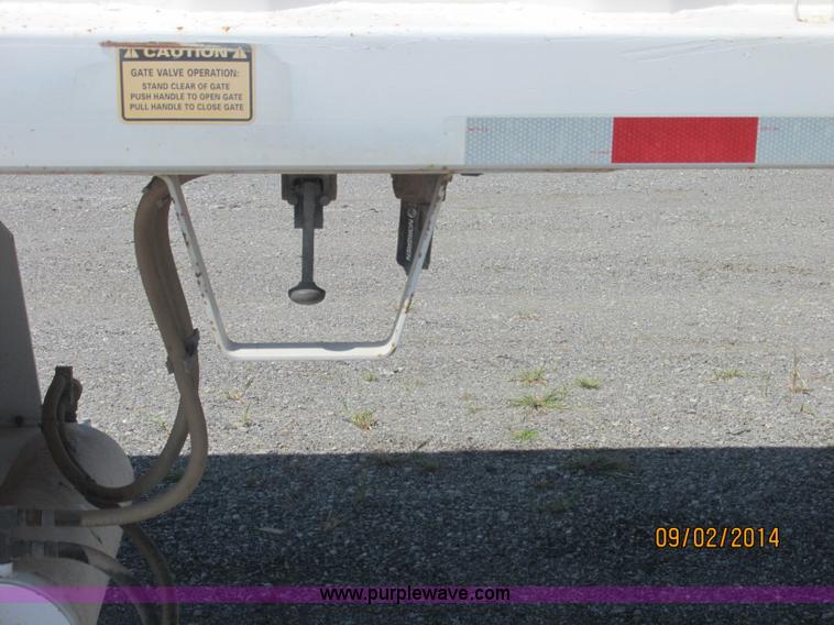 image for item E7864 2007 CPS SBD-240 bottom dump trailer