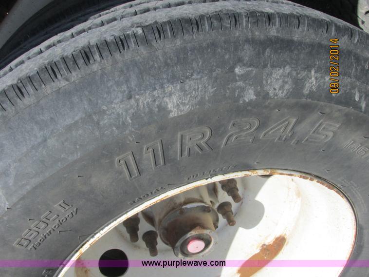 image for item E7864 2007 CPS SBD-240 bottom dump trailer