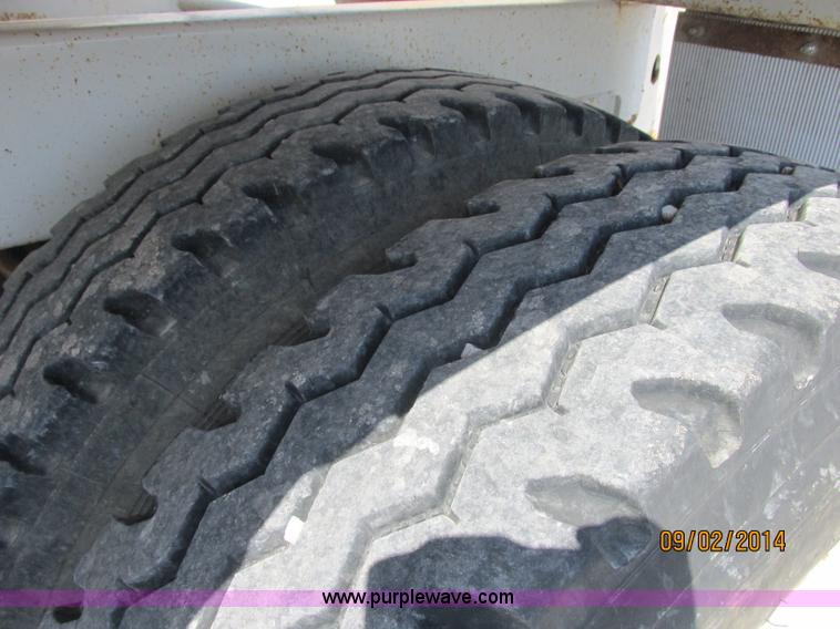 image for item E7864 2007 CPS SBD-240 bottom dump trailer