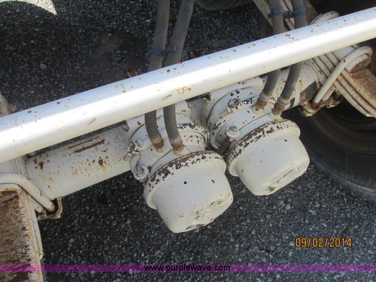 image for item E7864 2007 CPS SBD-240 bottom dump trailer