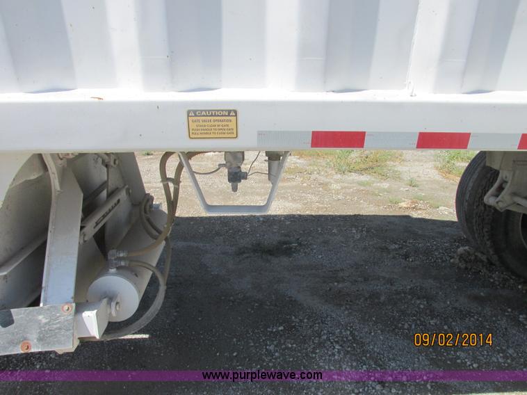 image for item E7865 2007 CPS LWBD-240 bottom dump trailer