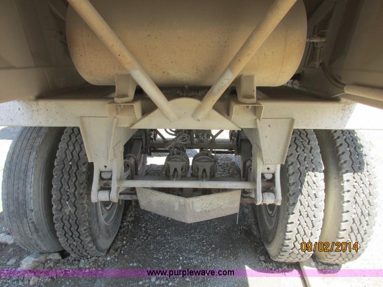 image for item E7865 2007 CPS LWBD-240 bottom dump trailer