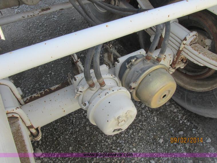 image for item E7865 2007 CPS LWBD-240 bottom dump trailer