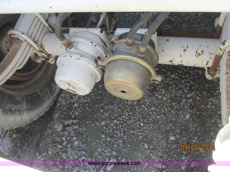 image for item E7865 2007 CPS LWBD-240 bottom dump trailer