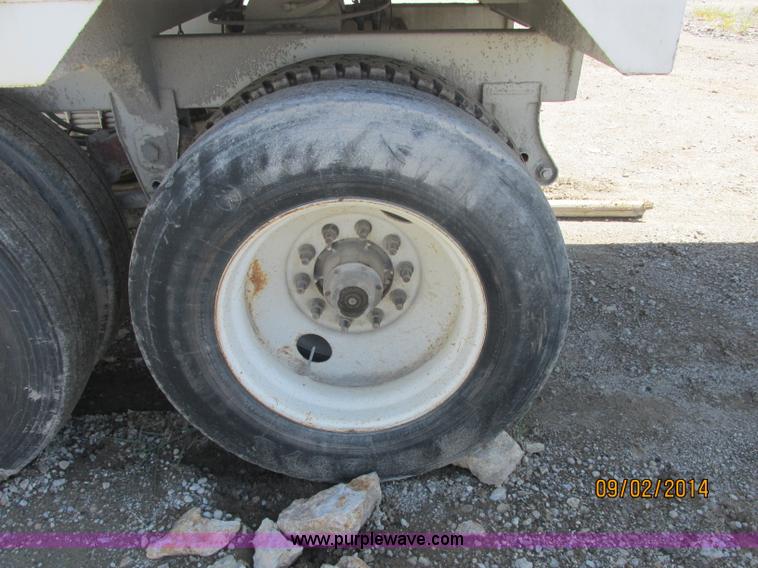 image for item E7865 2007 CPS LWBD-240 bottom dump trailer