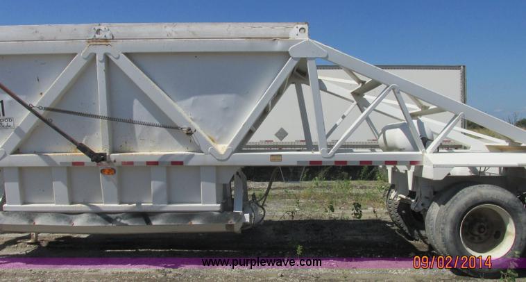 image for item E7866 2007 CPS SBD-240 bottom dump trailer