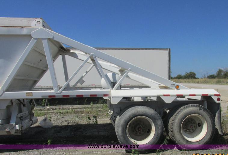 image for item E7866 2007 CPS SBD-240 bottom dump trailer