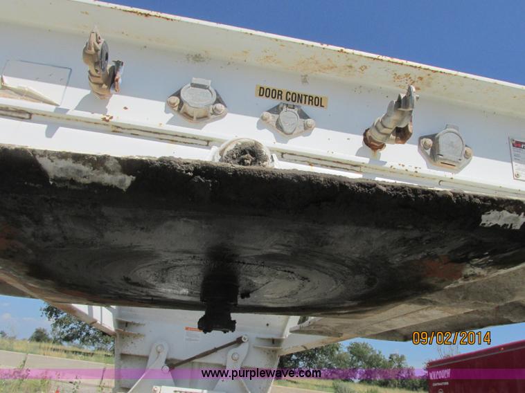 image for item E7866 2007 CPS SBD-240 bottom dump trailer