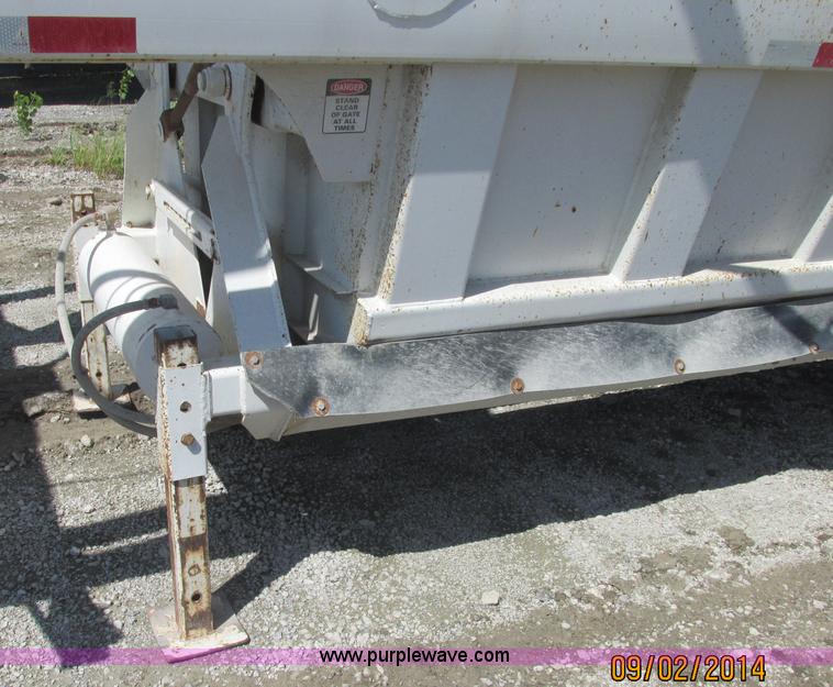 image for item E7866 2007 CPS SBD-240 bottom dump trailer