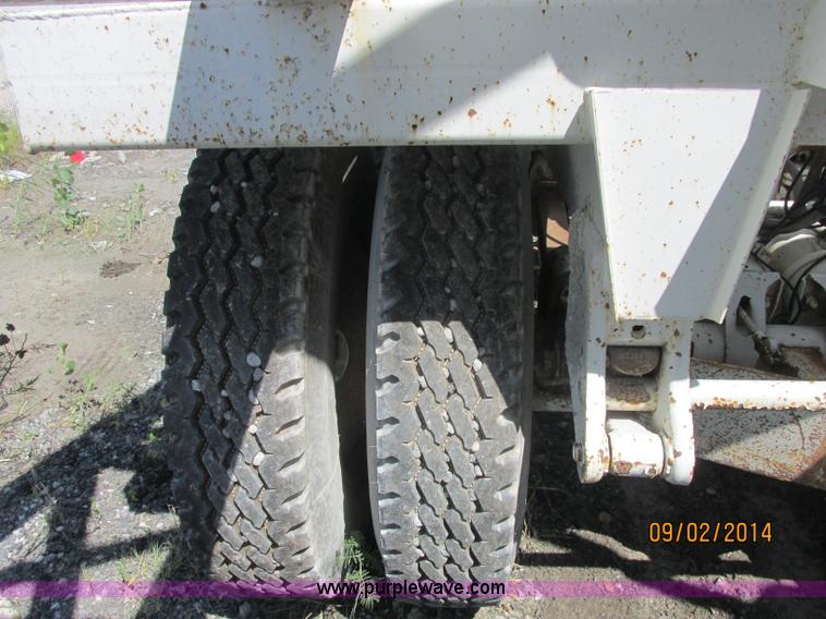 image for item E7866 2007 CPS SBD-240 bottom dump trailer