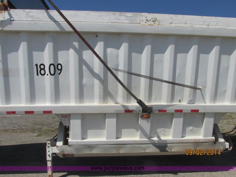 image for item E7867 2007 CPS SBD-240 bottom dump trailer