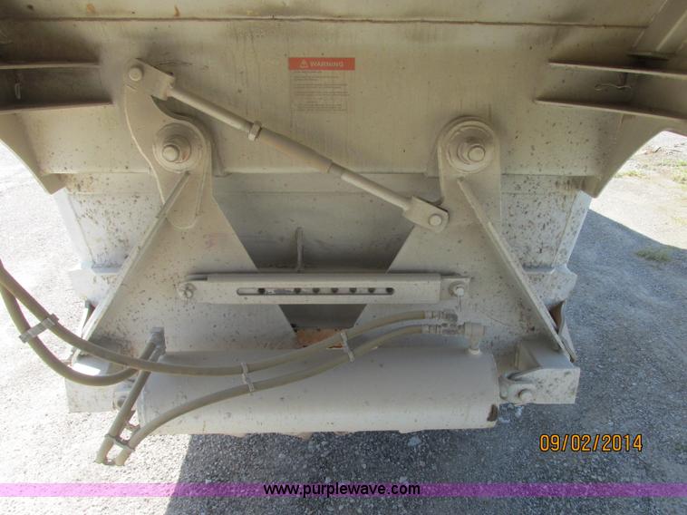image for item E7867 2007 CPS SBD-240 bottom dump trailer
