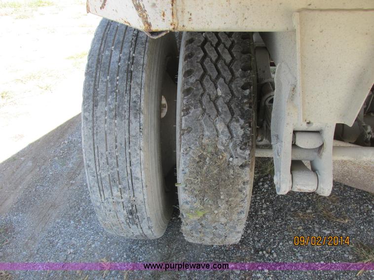 image for item E7867 2007 CPS SBD-240 bottom dump trailer