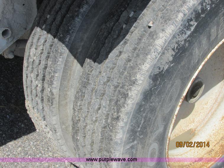 image for item E7867 2007 CPS SBD-240 bottom dump trailer