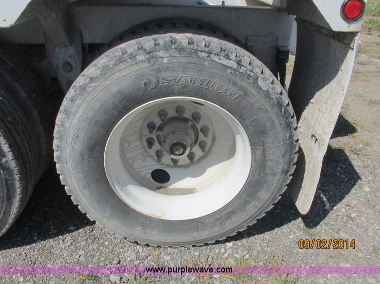 image for item E7867 2007 CPS SBD-240 bottom dump trailer