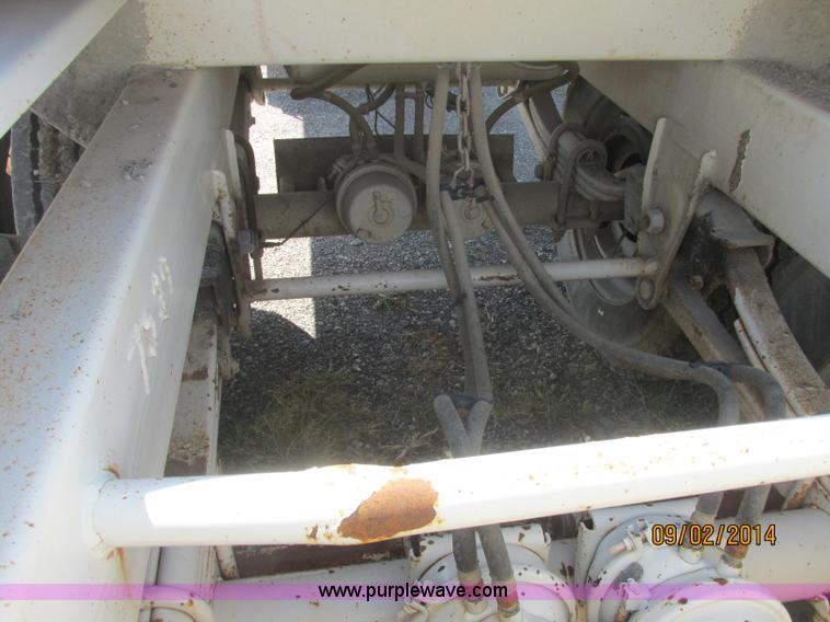 image for item E7867 2007 CPS SBD-240 bottom dump trailer