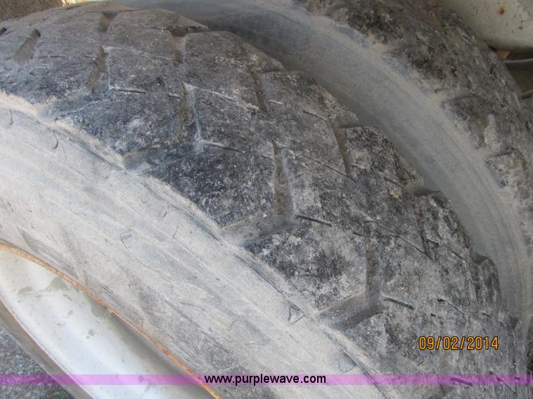 image for item E7867 2007 CPS SBD-240 bottom dump trailer