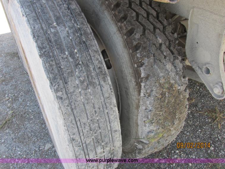 image for item E7867 2007 CPS SBD-240 bottom dump trailer