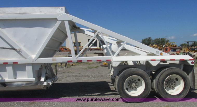 image for item E7868 2007 CPS LWBD-240 bottom dump trailer