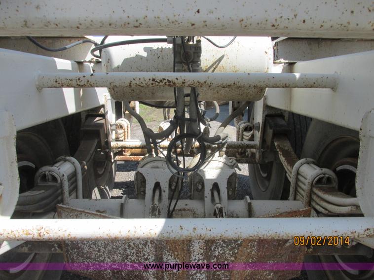 image for item E7868 2007 CPS LWBD-240 bottom dump trailer