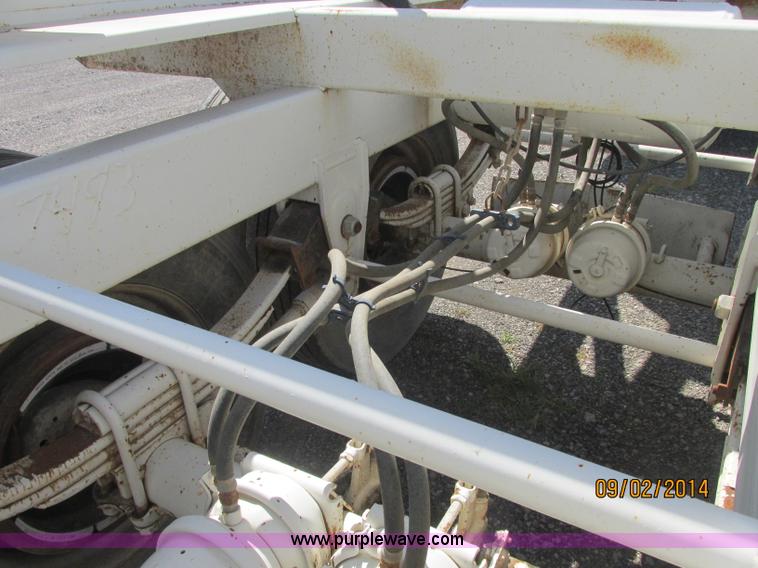 image for item E7868 2007 CPS LWBD-240 bottom dump trailer